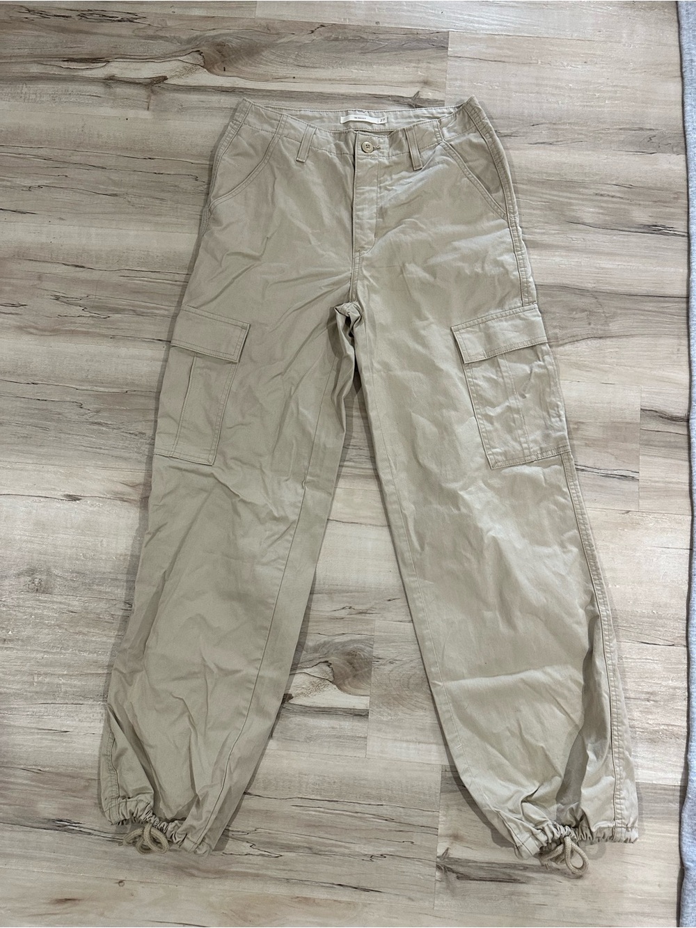 Levi's Women's Tan Cargo Joggers - Drawstring Ankles '94 Baggy